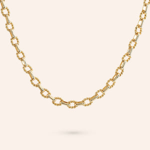 "Beckie" Twisted Link Chain Necklace